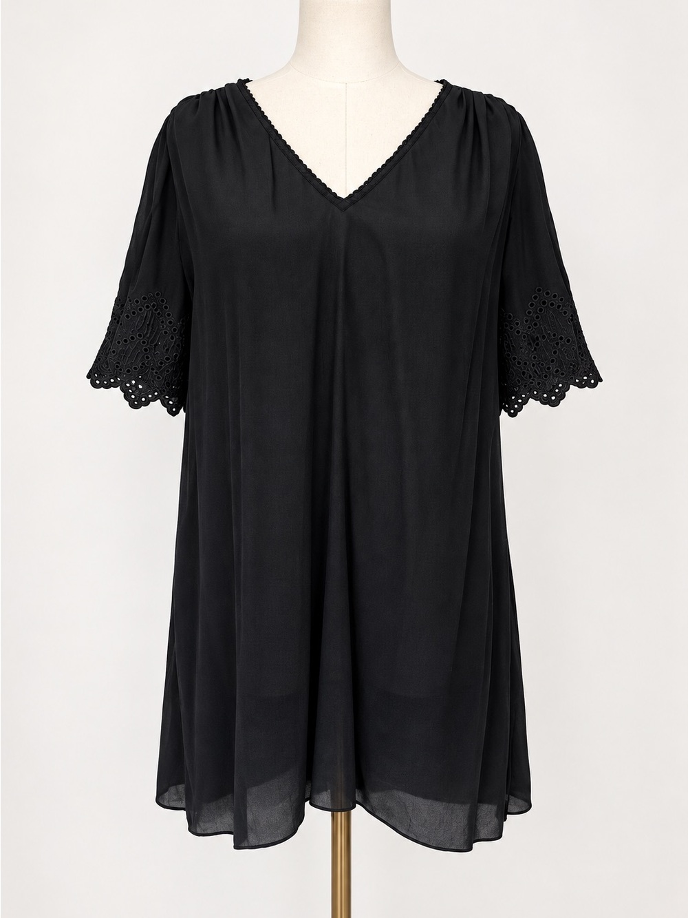 Massimo Dutti Black Silk Feel Tunic Top Eyelet Sleeve V Neck Size 8